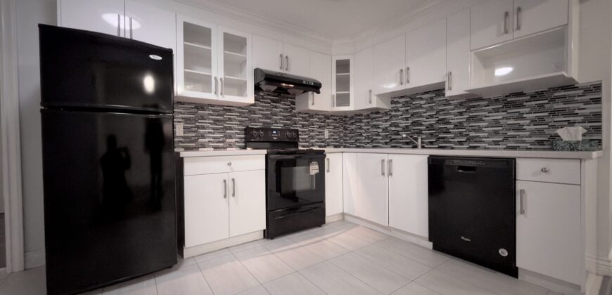 Surrey – 3 BEDROOM, 2 BATHROOM BASEMENT SUITE AVAILABLE