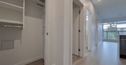 SURREY CENTRAL – 1 BEDROOM, 1 BATHROOM & 1 DEN CONDO AVAILABLE JANUARY!