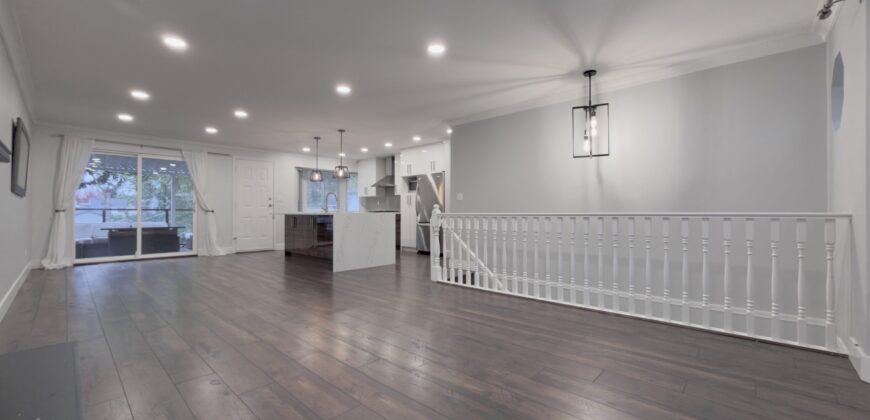 Surrey – 3 BEDROOM, 2 BATHROOM UPPER LEVEL HOME AVAILABLE