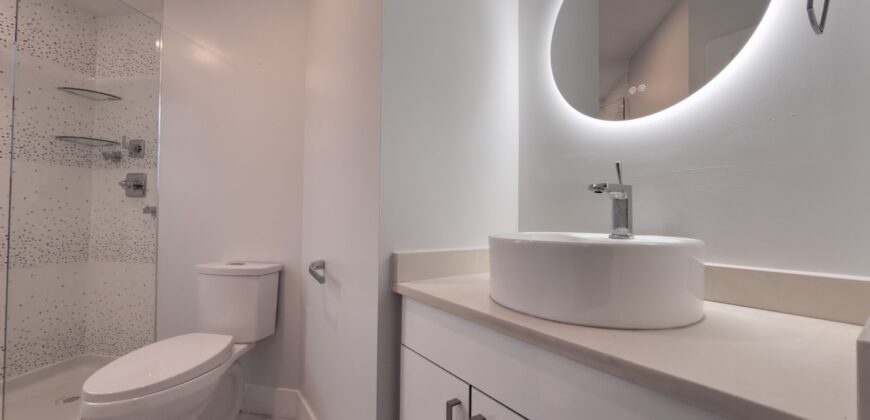 Surrey – 3 BEDROOM, 2 BATHROOM UPPER LEVEL HOME AVAILABLE