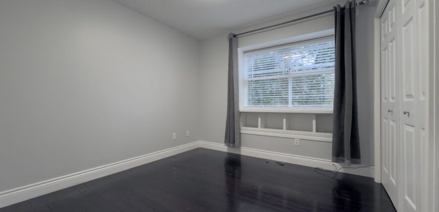 Surrey – 3 BEDROOM, 2 BATHROOM UPPER LEVEL HOME AVAILABLE