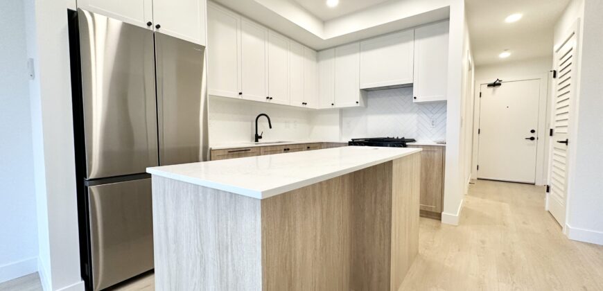 BRAND NEW 1 BED 1 BATH + DEN + SOLARIUM – 4th Floor