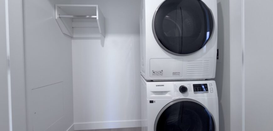 SURREY – 2 BEDROOM, 2 BATHROOM & FLEX CONDO AVAILABLE