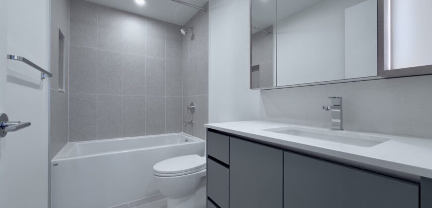 SURREY – 2 BEDROOM, 2 BATHROOM & FLEX CONDO AVAILABLE