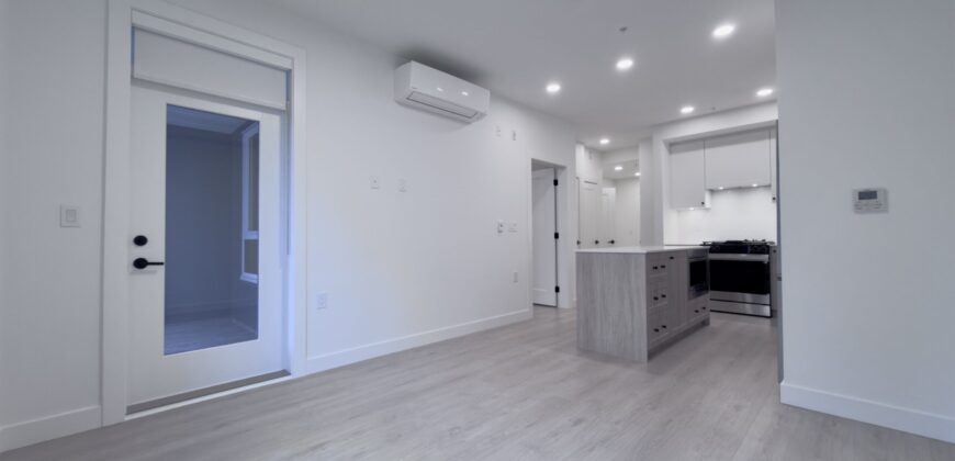 HAYER TOWN CENTRE – NEW 1 BED, 1 BATH + SOLARIUM – 2ND FLOOR