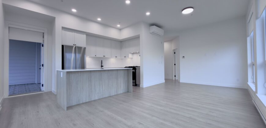 HAYER TOWN CENTRE – NEW 2 BED, 2 BATH + SOLARIUM – 6th FLOOR CORNER