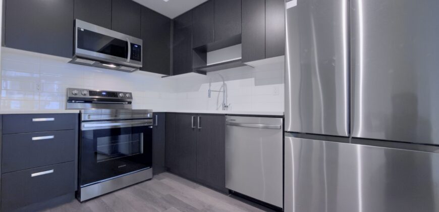 FLEETWOOD, SURREY – 2 BEDROOM, 1 BATHROOM APARTMENT