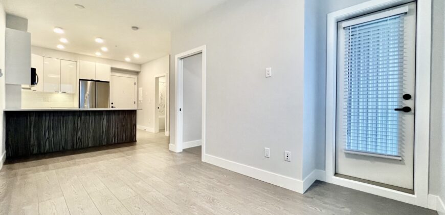 1 BEDROOM, 1 BATHROOM CONDO