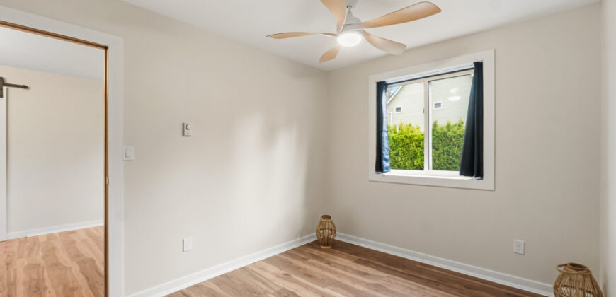 LANGLEY – 2 BEDROOM, 1.5 BATHROOM LAKESIDE COACH HOME