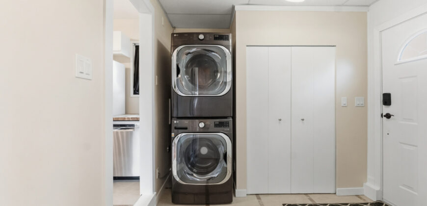 LANGLEY – 2 BEDROOM, 1.5 BATHROOM LAKESIDE COACH HOME