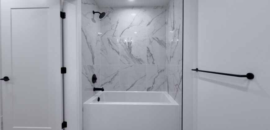 HAYER TOWN CENTRE – NEW 1 BED, 1 BATH + SOLARIUM – 2ND FLOOR