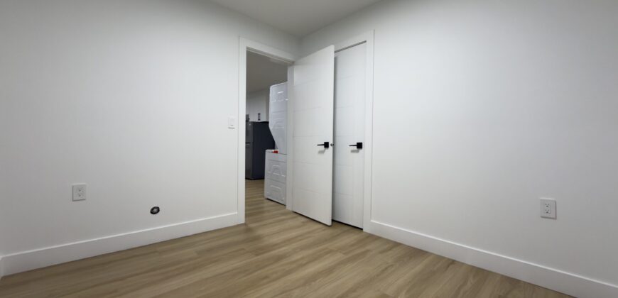 Surrey – 2 BEDROOM, 1 BATHROOM BASEMENT SUITE