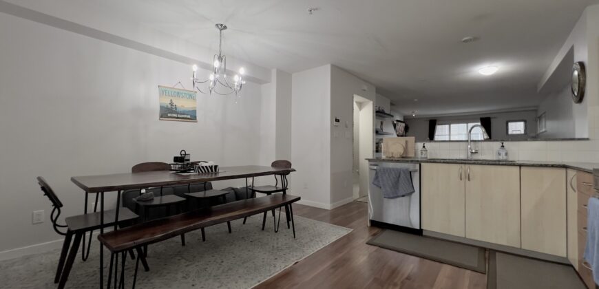 LANGLEY- FURNSIHED 2 BEDROOM, 2 BATHROOM TOWNHOUSE