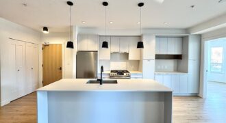 UPPER MONTROSE – CENTRAL ABBOTSFORD –3 BED 3 BATH CONDO