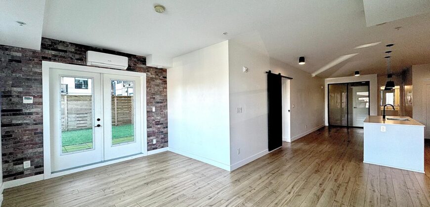 UPPER MONTROSE – CENTRAL ABBOTSFORD –3 BED 3 BATH CONDO