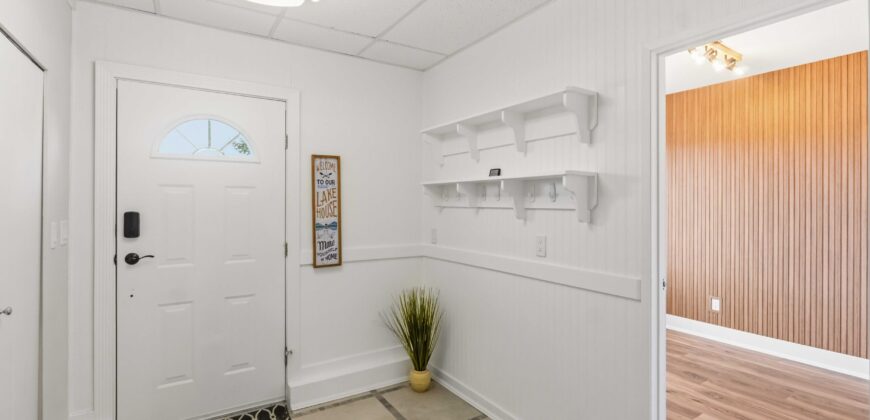 LANGLEY – 2 BEDROOM, 1.5 BATHROOM LAKESIDE COACH HOME