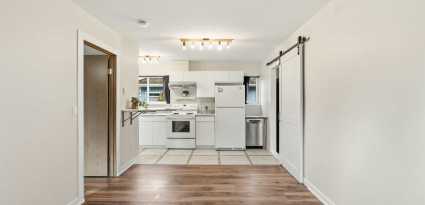 LANGLEY – 2 BEDROOM, 1.5 BATHROOM LAKESIDE COACH HOME