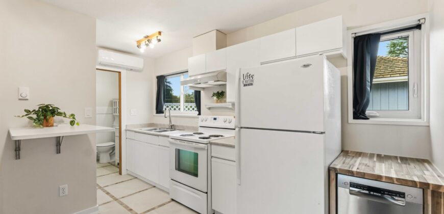 LANGLEY – 2 BEDROOM, 1.5 BATHROOM LAKESIDE COACH HOME