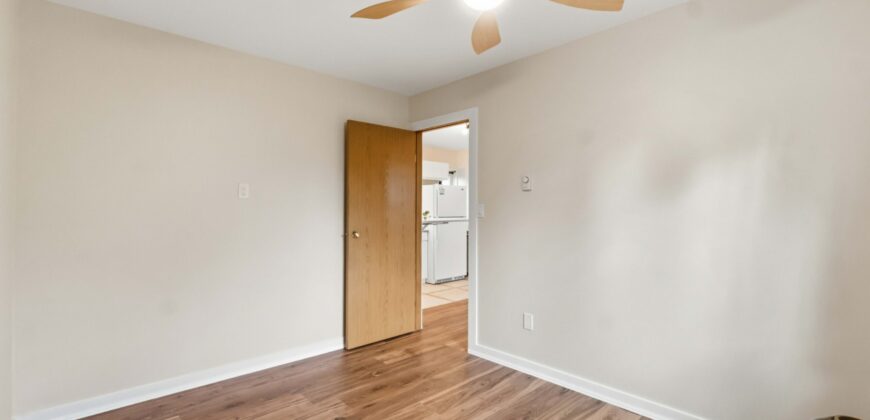 LANGLEY – 2 BEDROOM, 1.5 BATHROOM LAKESIDE COACH HOME