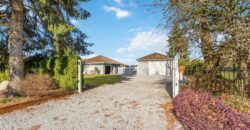 LANGLEY – 2 BEDROOM, 1.5 BATHROOM LAKESIDE COACH HOME