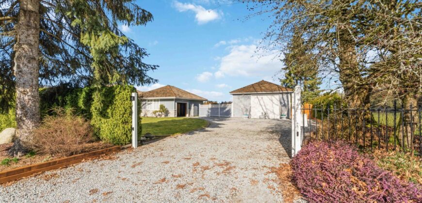 LANGLEY – 2 BEDROOM, 1.5 BATHROOM LAKESIDE COACH HOME