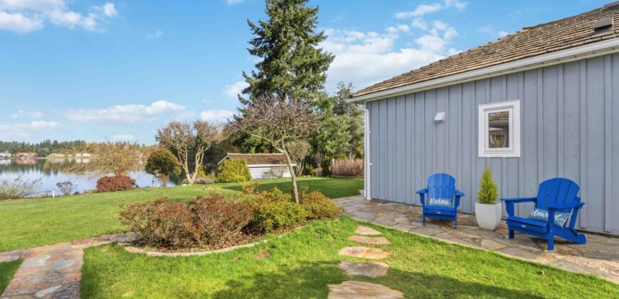 LANGLEY – 2 BEDROOM, 1.5 BATHROOM LAKESIDE COACH HOME