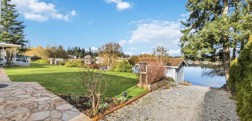 LANGLEY – 2 BEDROOM, 1.5 BATHROOM LAKESIDE COACH HOME