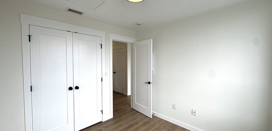 ALDERGROVE TOWN CENTRE VANETTA – BRAND NEW CORNER UNIT 2 BED, 2 BATH