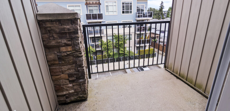 LANGLEY – 1 BEDROOM, 1 BATHROOM + DEN APARTMENT