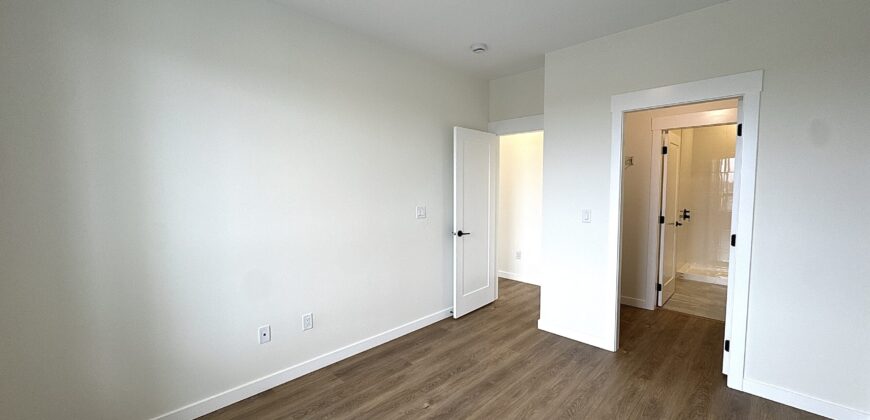 ALDERGROVE TOWN CENTRE VANETTA – BRAND NEW CORNER UNIT 2 BED, 2 BATH