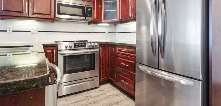 LANGLEY – 1 BEDROOM, 1 BATHROOM + DEN APARTMENT