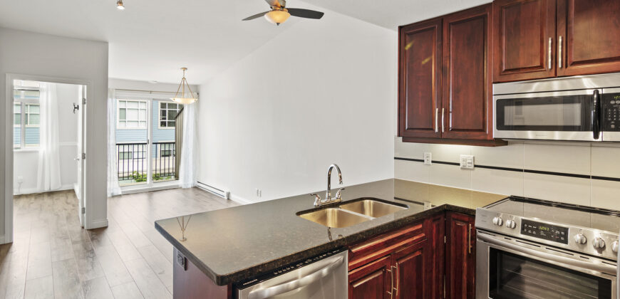 LANGLEY – 1 BEDROOM, 1 BATHROOM + DEN APARTMENT