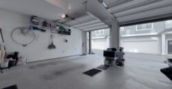 LANGLEY – 3 BEDROOM 2.5 BATHROOM + DEN TOWNHOUSE