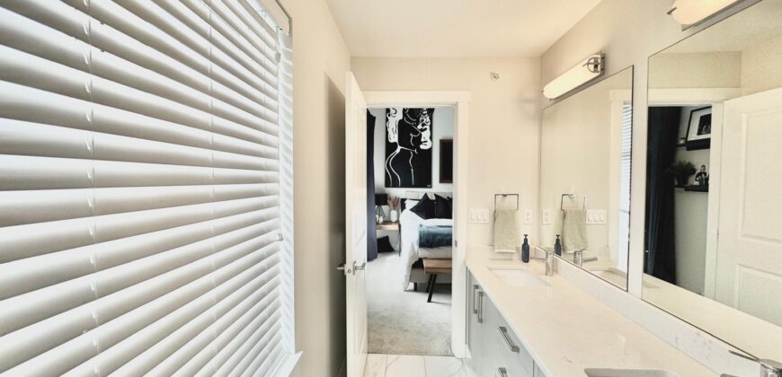 MURRAYVILLE – 2 BED DEN 2.5 BATH FRASER