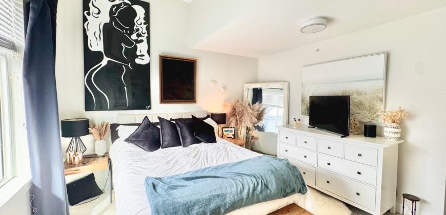 MURRAYVILLE – 2 BED DEN 2.5 BATH FRASER