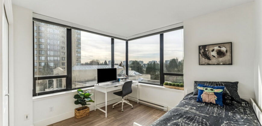 Garden City Park – 2 BED 2 BATH Condo