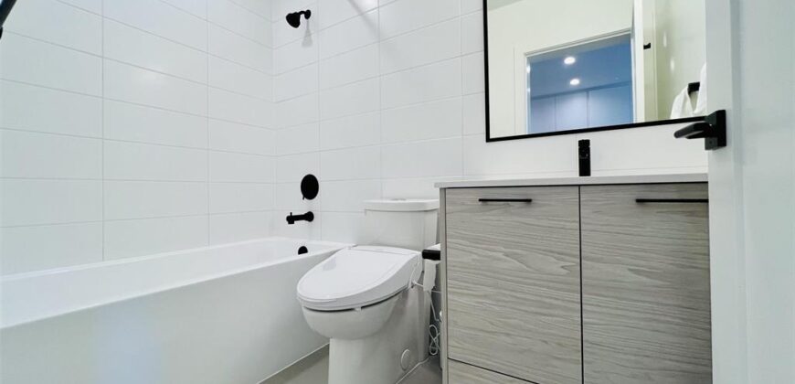 LANGLEY – 2 BEDROOM, 2 BATHROOM + DEN CONDO