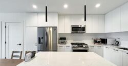 LANGLEY – 2 BEDROOM, 2 BATHROOM + DEN CONDO