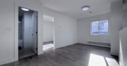 WHITE ROCK – 1 BED 1 BATH COACH HOME