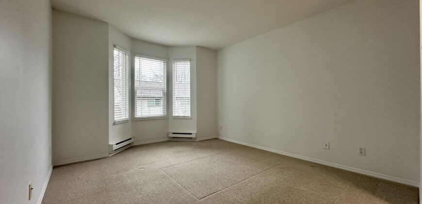 GUILDFORD – 2 BEDROOM, 2 BATHROOM CONDO