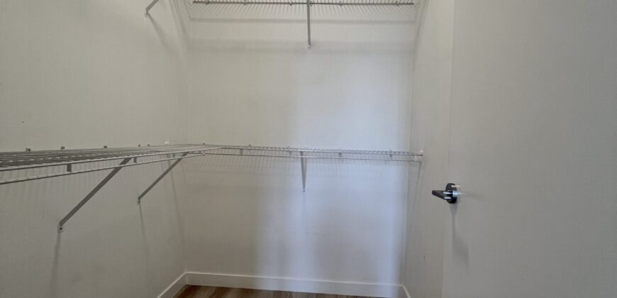 LANGLEY – 2 BEDROOM, 2 BATHROOM CORNER UNIT CONDO