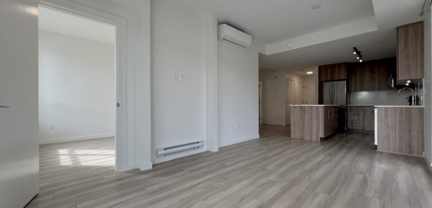 LANGLEY – 2 BEDROOM, 2 BATHROOM CORNER UNIT CONDO