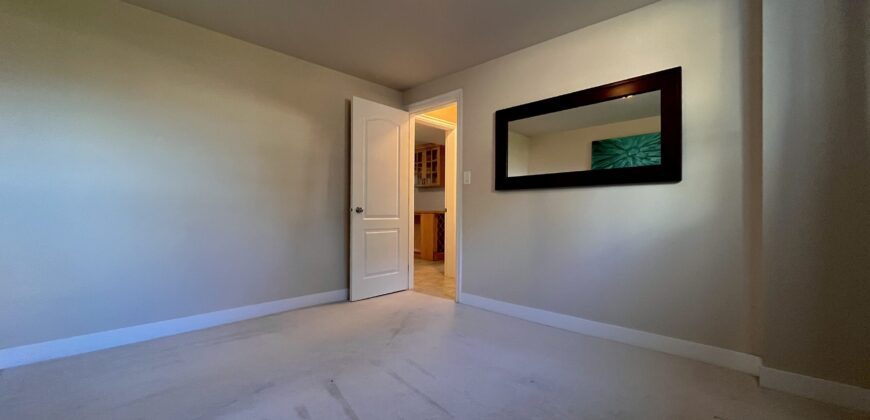 SURREY – GROUND LEVEL BASEMENT SUITE – 3 BEDROOMS, 1 BATHROOM