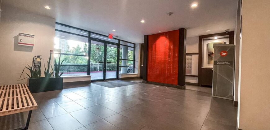 UNFURNISHED 1 BEDROOM, 1 BATHROOM + DEN CONDO AVAILABLE