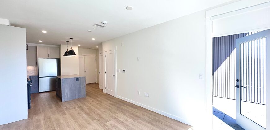 ALDERGROVE TOWN CENTRE CREEKSIDE – ADAPTABLE 1 BED + 1 BATH | WHEELCHAIR ACCESSIBLE | AC