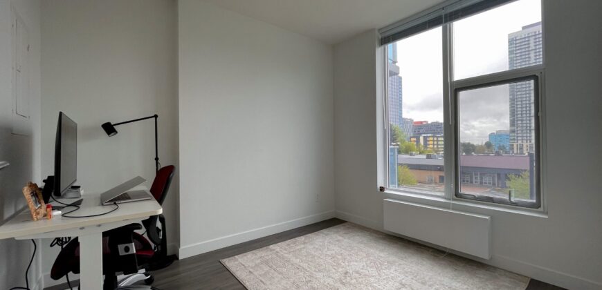 SURREY – 2 BEDROOM, 2 BATHROOM CONDO