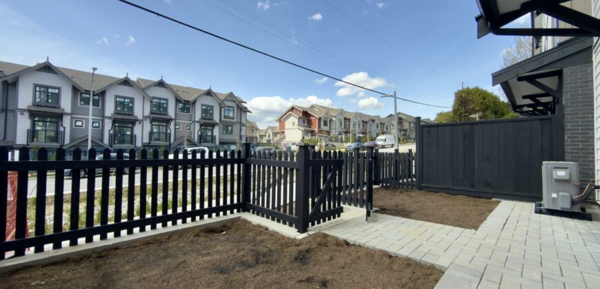Langley- 4 BEDROOM, 4 BATHROOM TOWNHOUSE