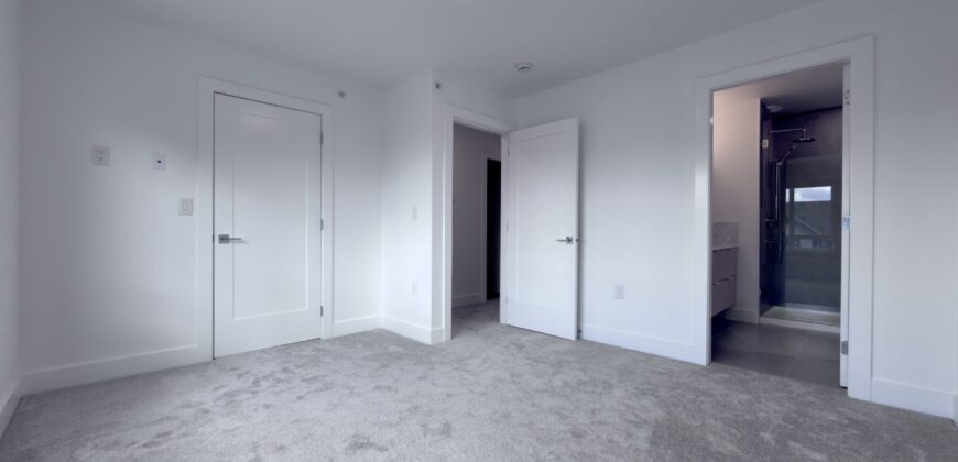 Langley- 4 BEDROOM, 4 BATHROOM TOWNHOUSE