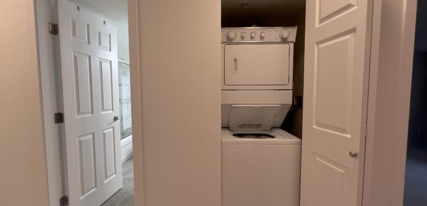 UNFURNISHED 1 BEDROOM, 1 BATHROOM CONDO
