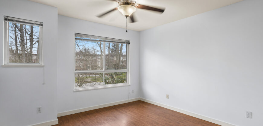 SURREY – 3 BEDROOM, 2 BATHROOM DUPLEX